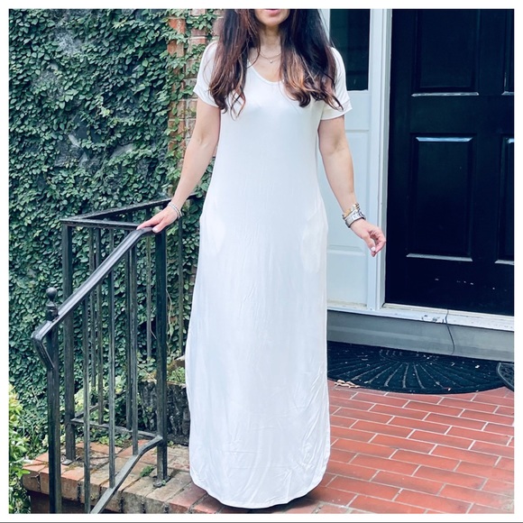 03 Summer perfect! Off white maxi dress side pockets - Picture 3 of 6